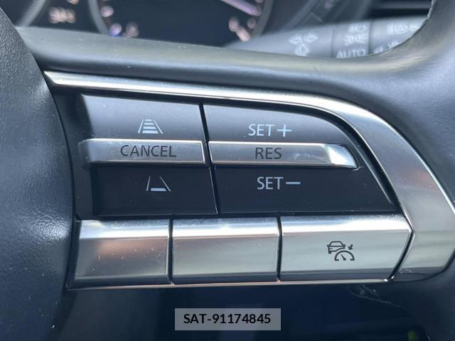 Mazda CX-30 2022-12 8360803-5