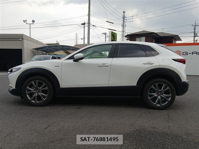 Mazda CX-30 2020-09 8360983-12