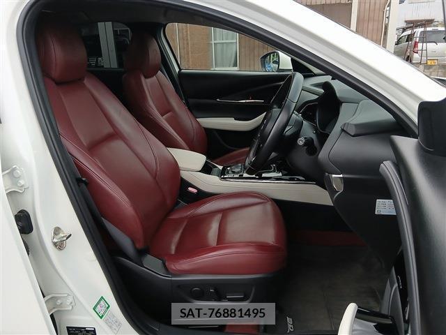 Mazda CX-30 2020-09 8360983-16