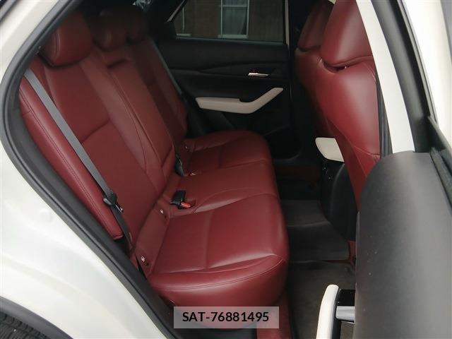 Mazda CX-30 2020-09 8360983-17