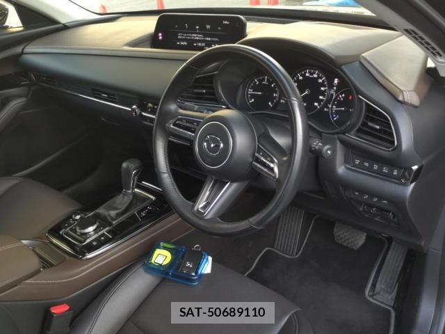 Mazda CX-30 2022-01 8361189-2