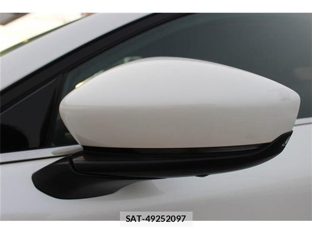 Mazda CX-30 2019-11 8363017-19