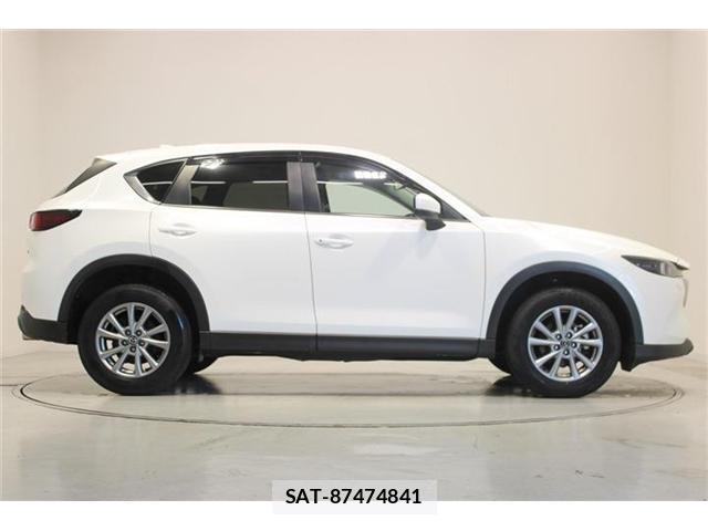 Mazda CX-5 2022-03 8360681-13