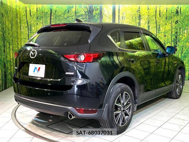 Mazda CX-5 2017-09 8360991-16