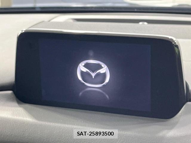 Mazda CX-8 2018-01 8362762-3