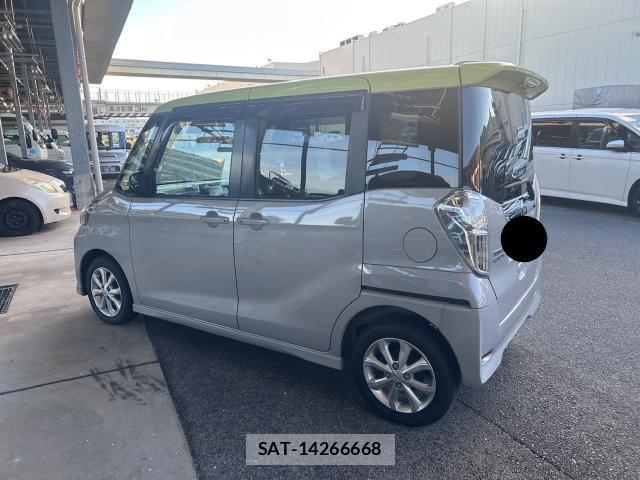 Nissan DAYZ ROOX 2017-10 8363484-8
