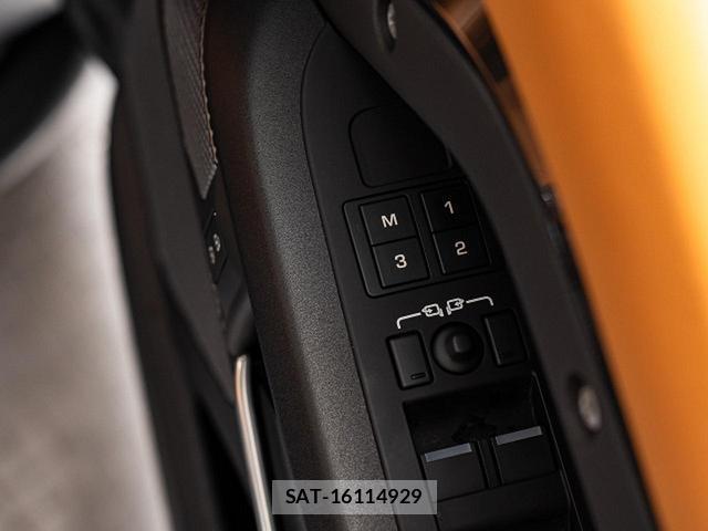 Land Rover DEFENDER 2023-12 8361485-10