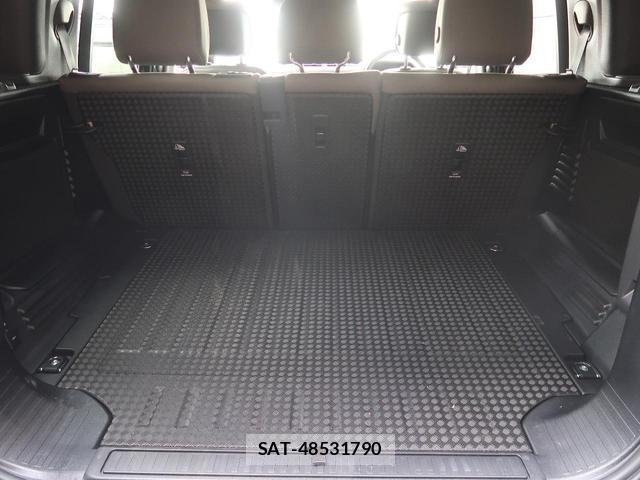 Land Rover DEFENDER 2024-03 8361650-17