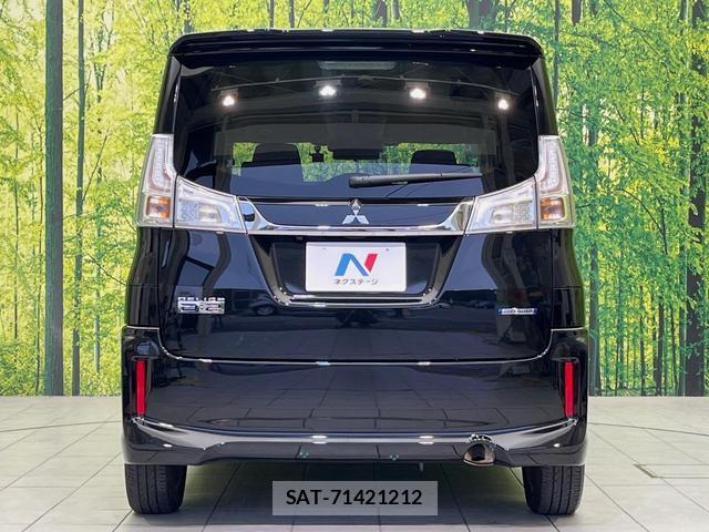 Mitsubishi DELICA 2016-03 8360520-14