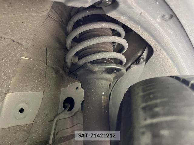 Mitsubishi DELICA 2016-03 8360520-19