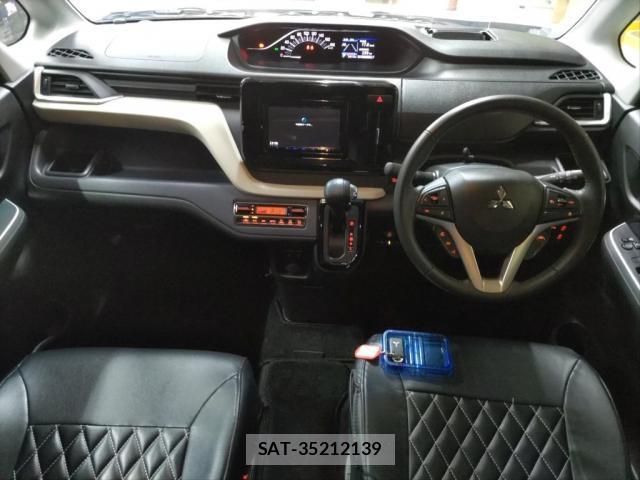 Mitsubishi DELICA 2023-12 8361160-2
