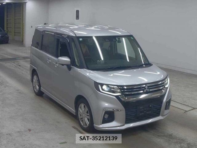 Mitsubishi DELICA 2023-12 8361160-3