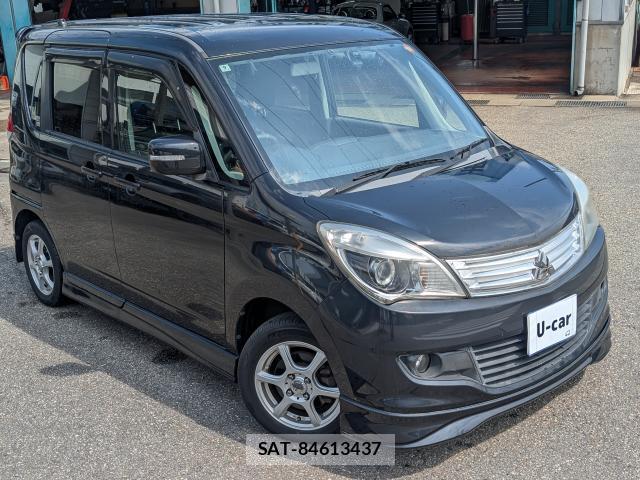 Mitsubishi DELICA 2012-07 8363694-14