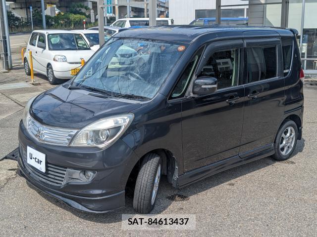 Mitsubishi DELICA 2012-07 8363694-15