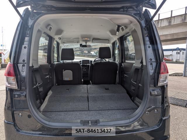 Mitsubishi DELICA 2012-07 8363694-17