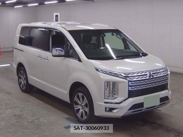Mitsubishi DELICA 2021-01 8360761-0