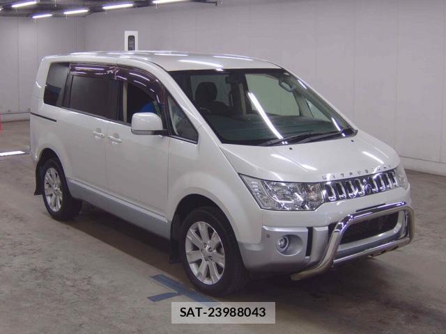 Mitsubishi DELICA 2017-01 8360777-0