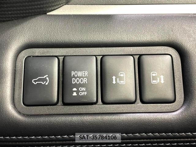 Mitsubishi DELICA 2022-12 8361522-2