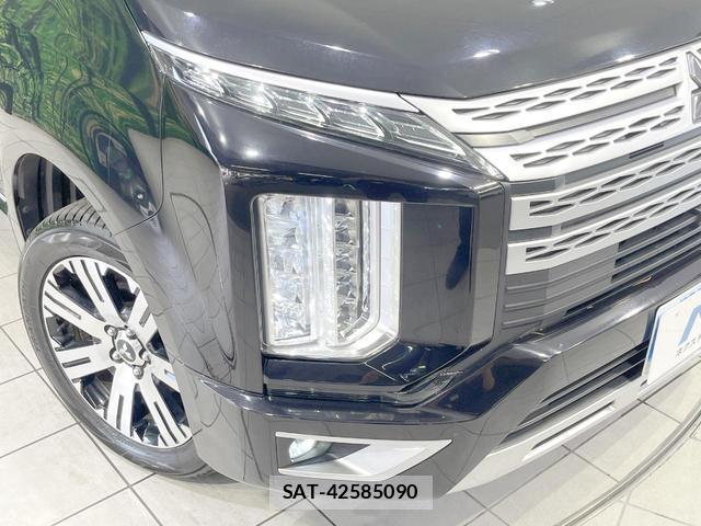 Mitsubishi DELICA 2022-12 8362867-11