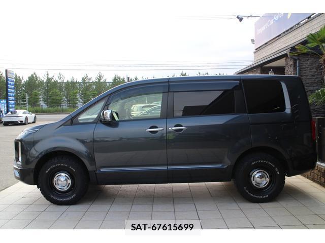 Mitsubishi DELICA 2022-07 8363122-19