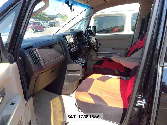 Mitsubishi DELICA 2015-03 8363289-2