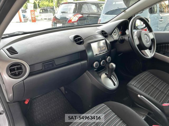 Mazda DEMIO 2010-07 8360698-12