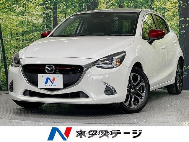 Mazda DEMIO 2018-04 8360892-0