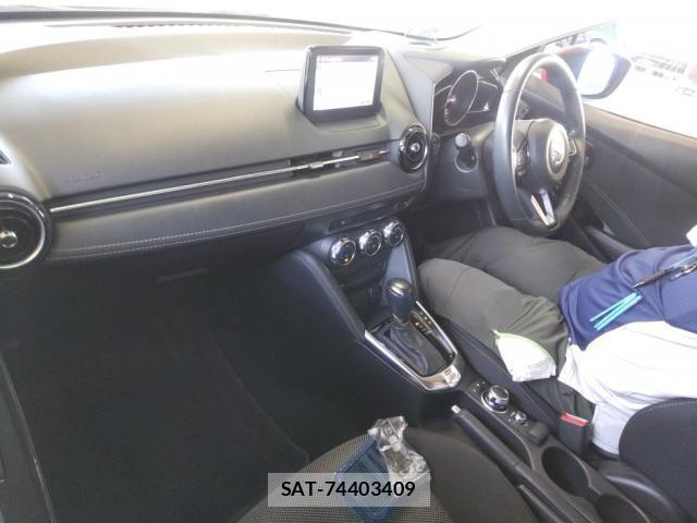 Mazda DEMIO 2018-01 8361408-2