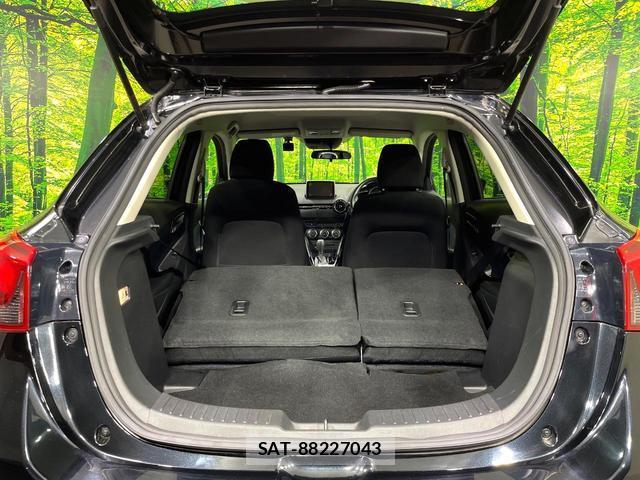 Mazda DEMIO 2016-07 8361510-11