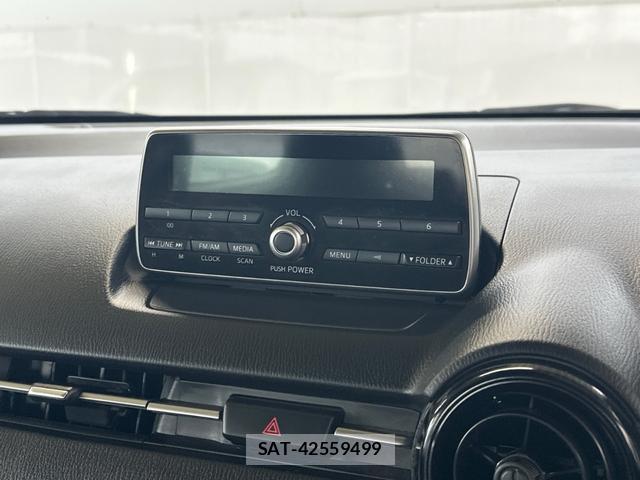Mazda DEMIO 2018-03 8362362-2