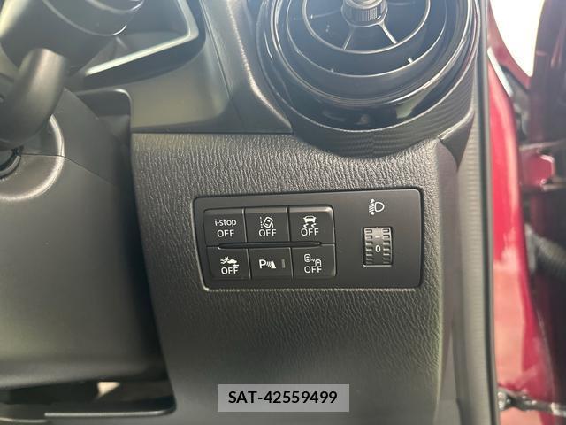 Mazda DEMIO 2018-03 8362362-5