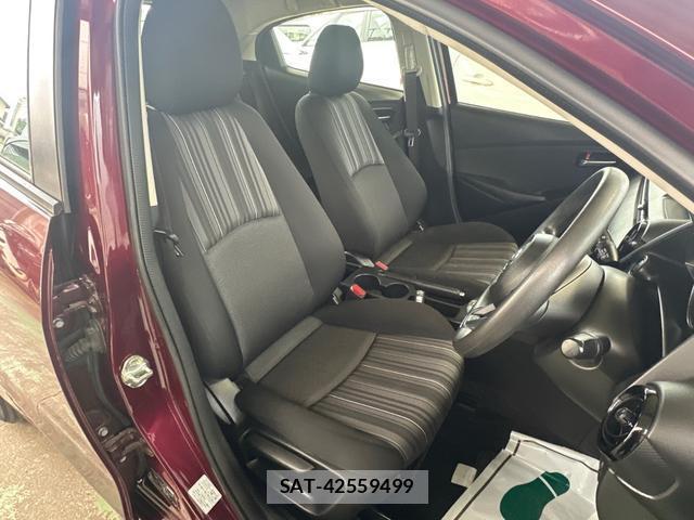 Mazda DEMIO 2018-03 8362362-7