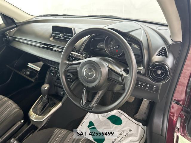 Mazda DEMIO 2018-03 8362362-8