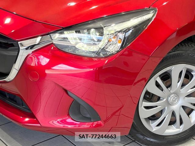 Mazda DEMIO 2017-11 8363209-11