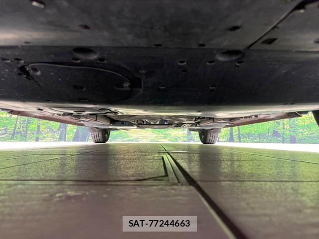 Mazda DEMIO 2017-11 8363209-18