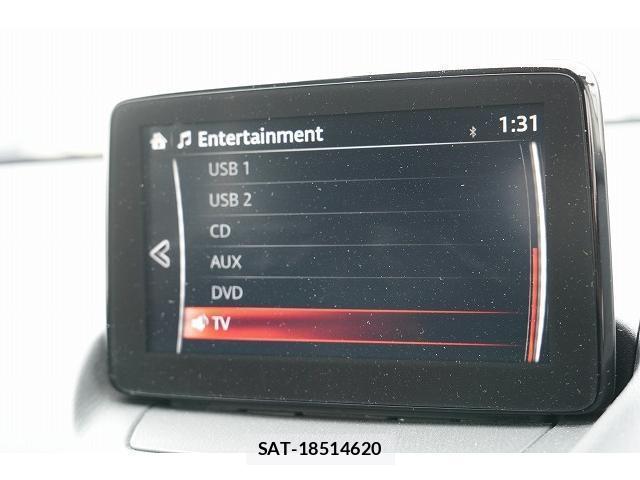 Mazda DEMIO 2017-04 8363396-12