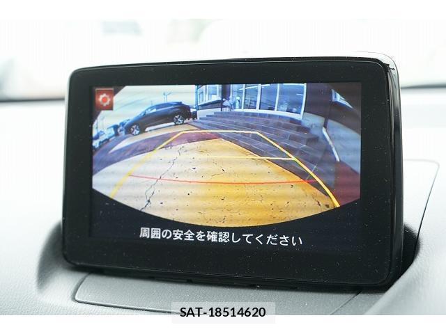 Mazda DEMIO 2017-04 8363396-5
