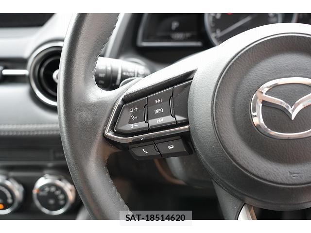 Mazda DEMIO 2017-04 8363396-8