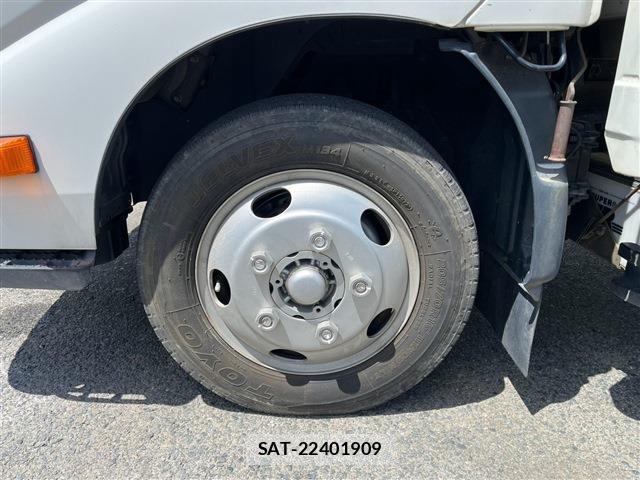 Hino DUTRO 2014-08 8362012-10