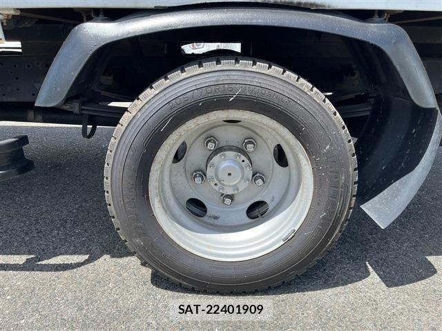 Hino DUTRO 2014-08 8362012-12