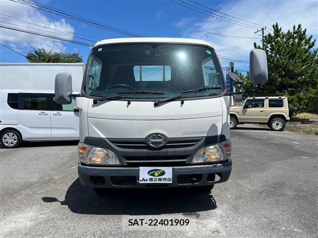 Hino DUTRO 2014-08 8362012-2