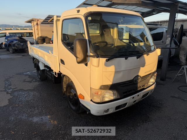Hino DUTRO 2014-09 8362560-0