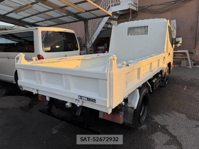 Hino DUTRO 2014-09 8362560-12