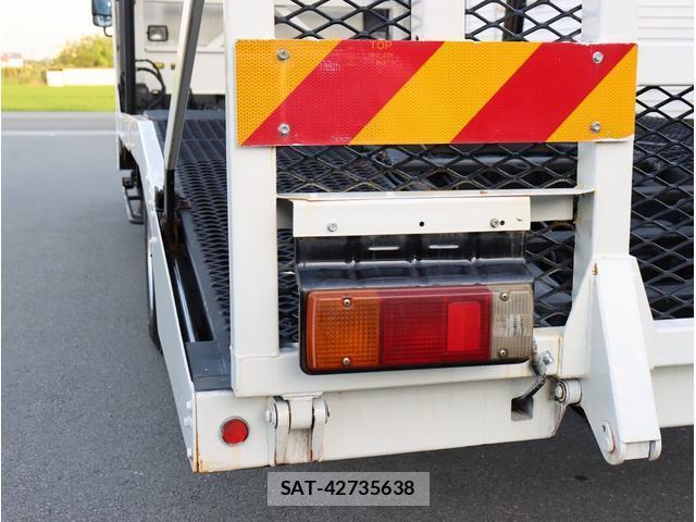 Hino DUTRO 2018-02 8362892-14