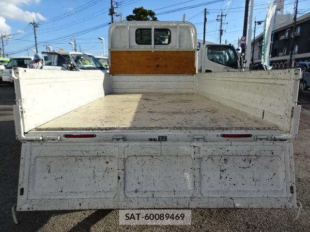 Toyota DYNA TRUCK 2015-05 8360908-18