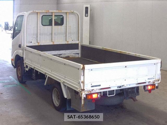 Toyota DYNA TRUCK 2021-05 8363101-1