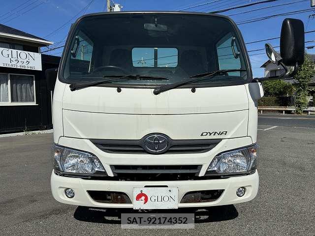 Toyota DYNA TRUCK 2019-02 8363525-1