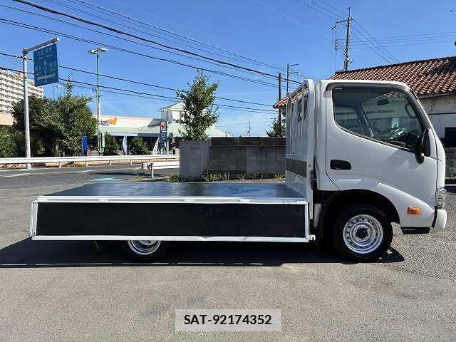 Toyota DYNA TRUCK 2019-02 8363525-10