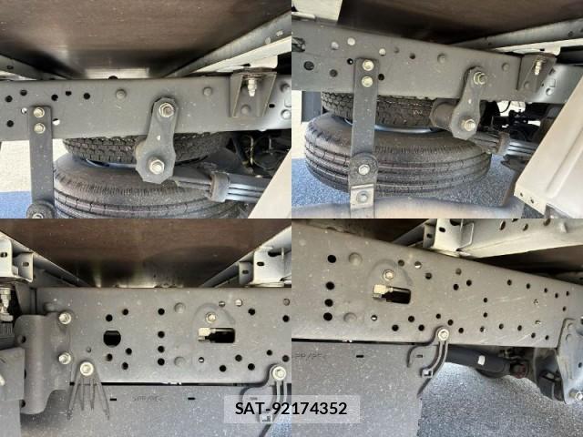 Toyota DYNA TRUCK 2019-02 8363525-13