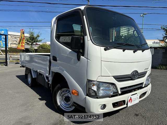Toyota DYNA TRUCK 2019-02 8363525-2